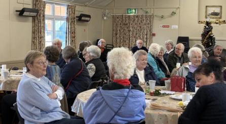 251211 company IMG 1261S Linda